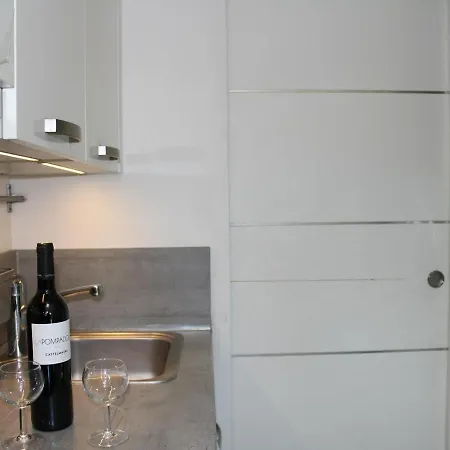 Maison Avec Terrasse, Piscine, Clim Et Parking - - Fr-1-229-779 펜션 *